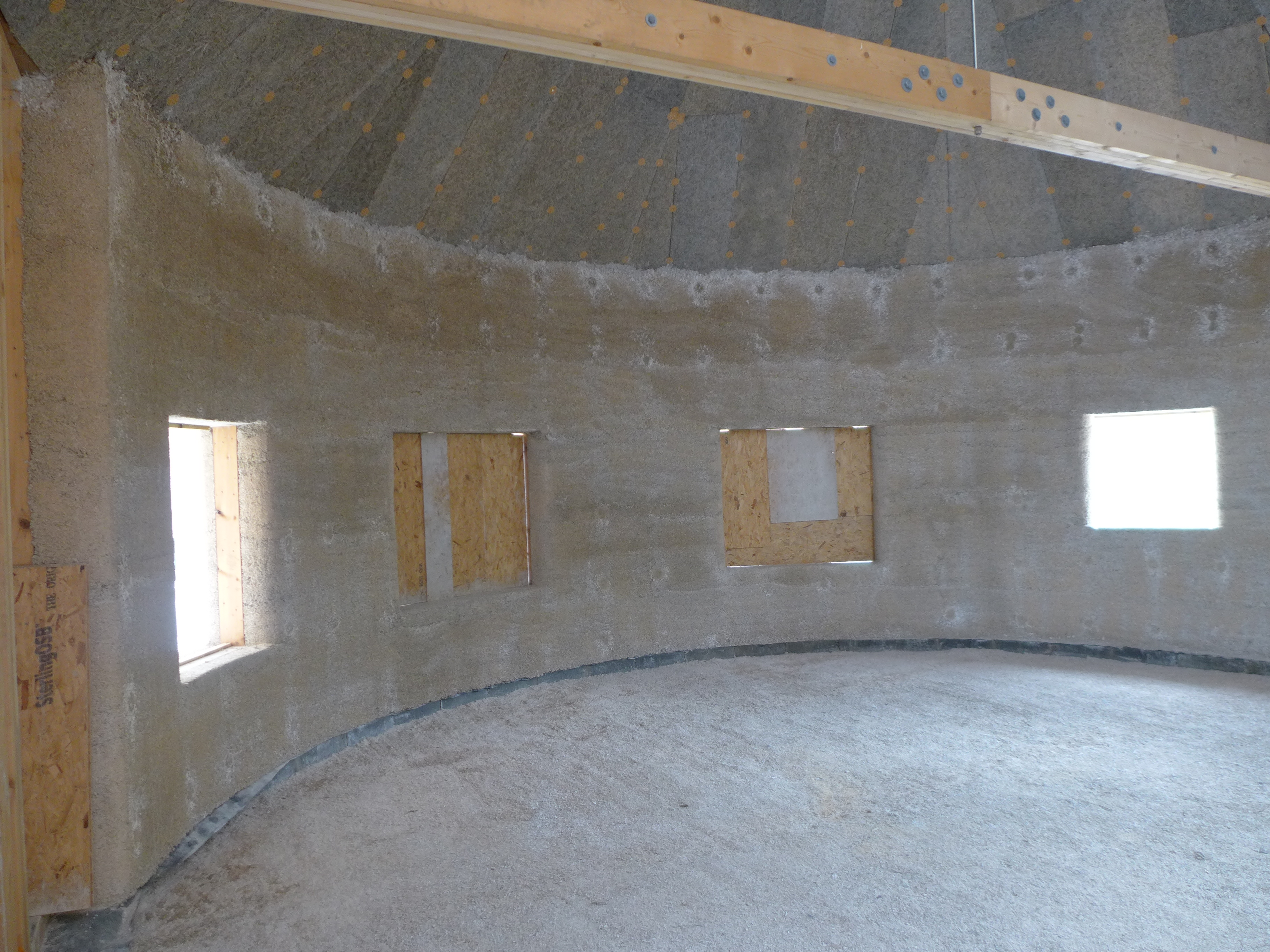 internal view of hempcrete construction with hempcrete walls, roof and floor